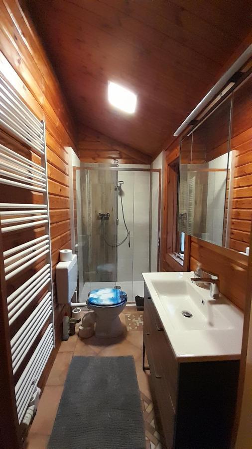 Blockhaus Am Twistesee Mit 3 Schlafzimmern Abádszalók ภายนอก รูปภาพ