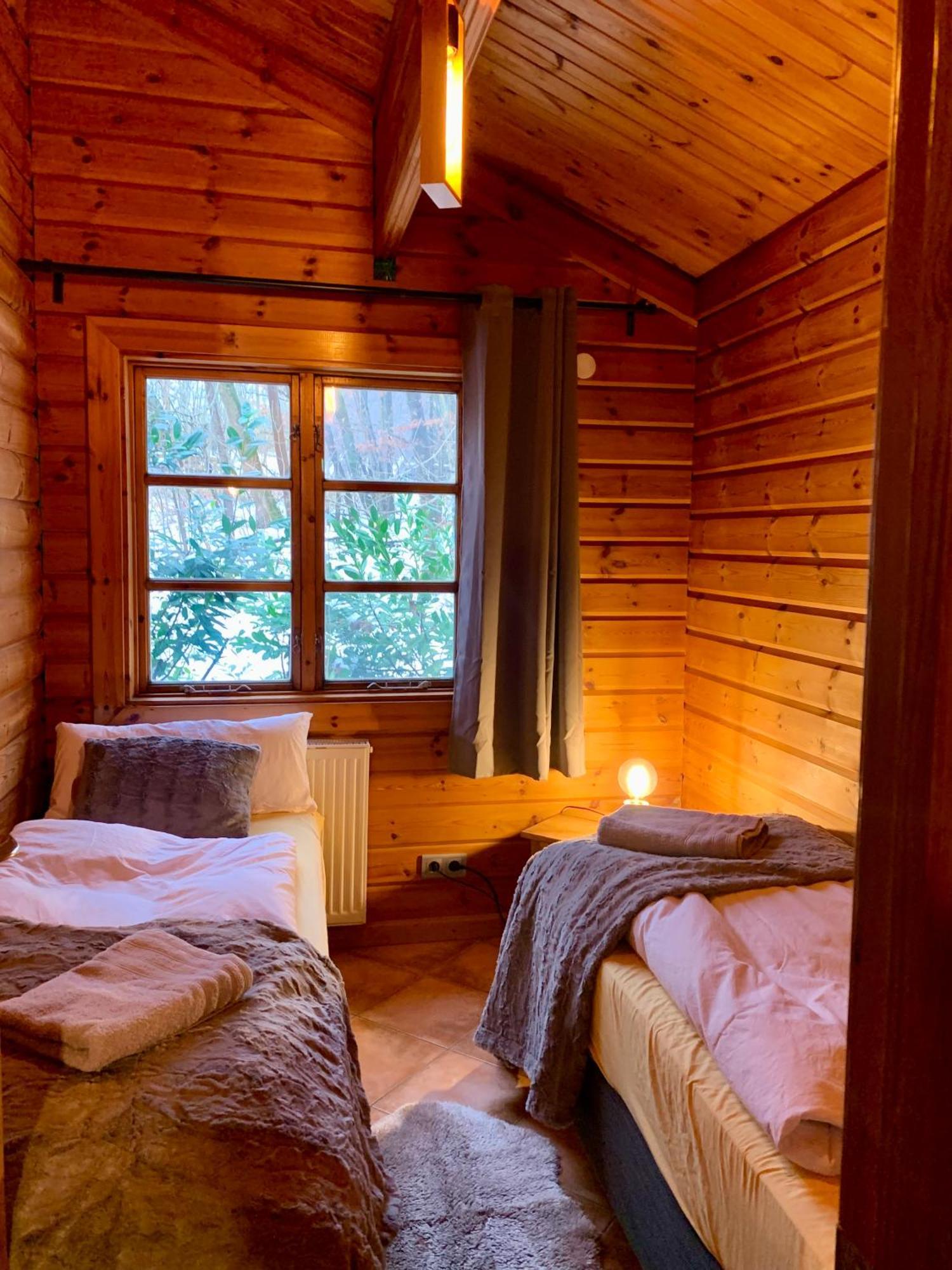 Blockhaus Am Twistesee Mit 3 Schlafzimmern Abádszalók ภายนอก รูปภาพ